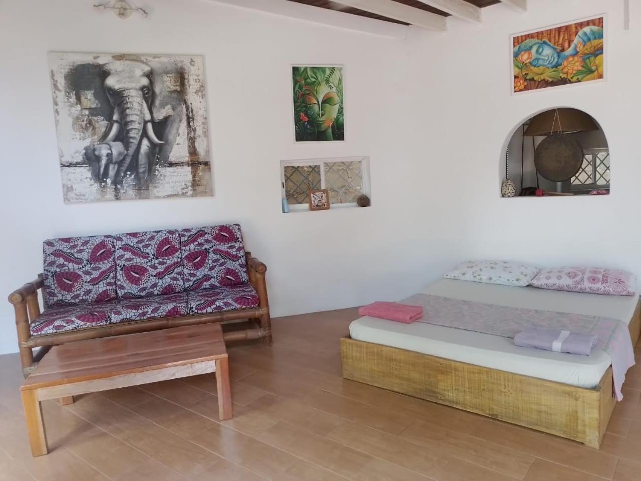 Kokrobite Gardens Restaurant And Guest House Экстерьер фото